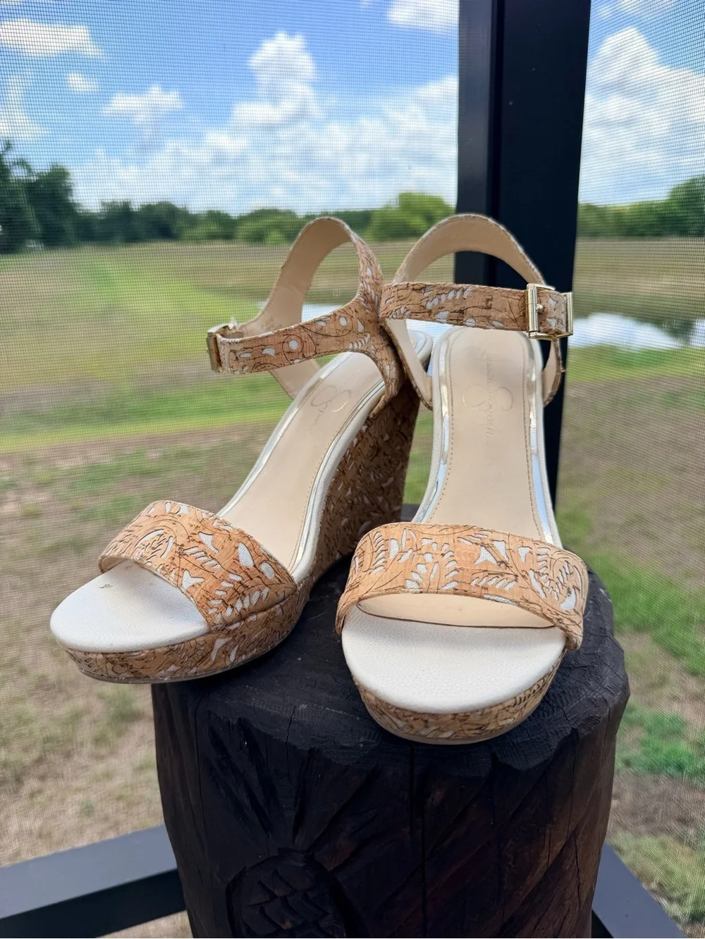 Jessica’ Simpson women’s wedge sandals Size 10M